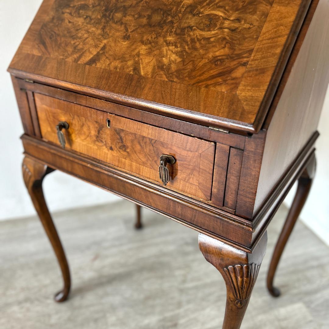 イギリス アンティーク家具 ビューロー　机 1930年頃 011B
