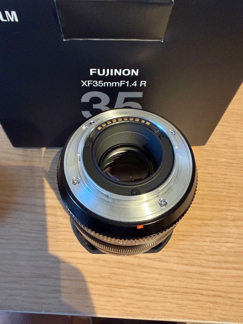 【セット】FUJIFILM x-s10 xf35mm f1.4r バッテリー付き