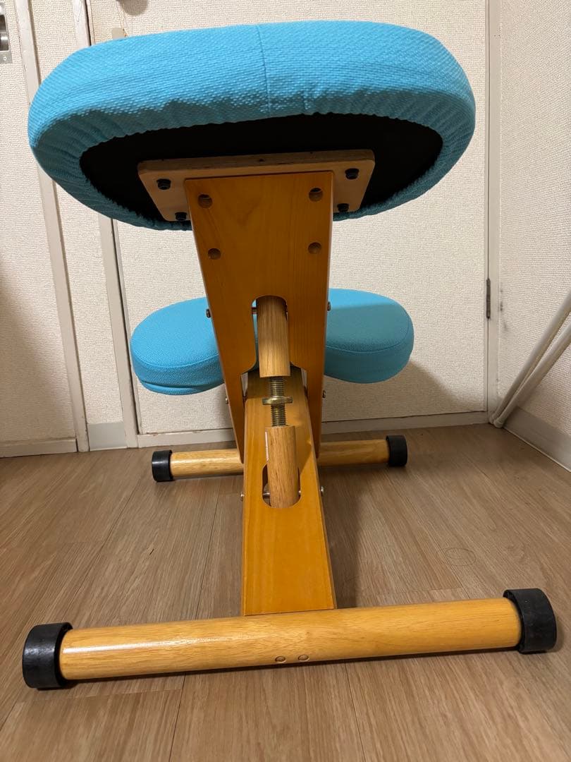 バランスチェア　宮武製作所　子ども用椅子　洗い替えカバー付　姿勢矯正　学習椅子