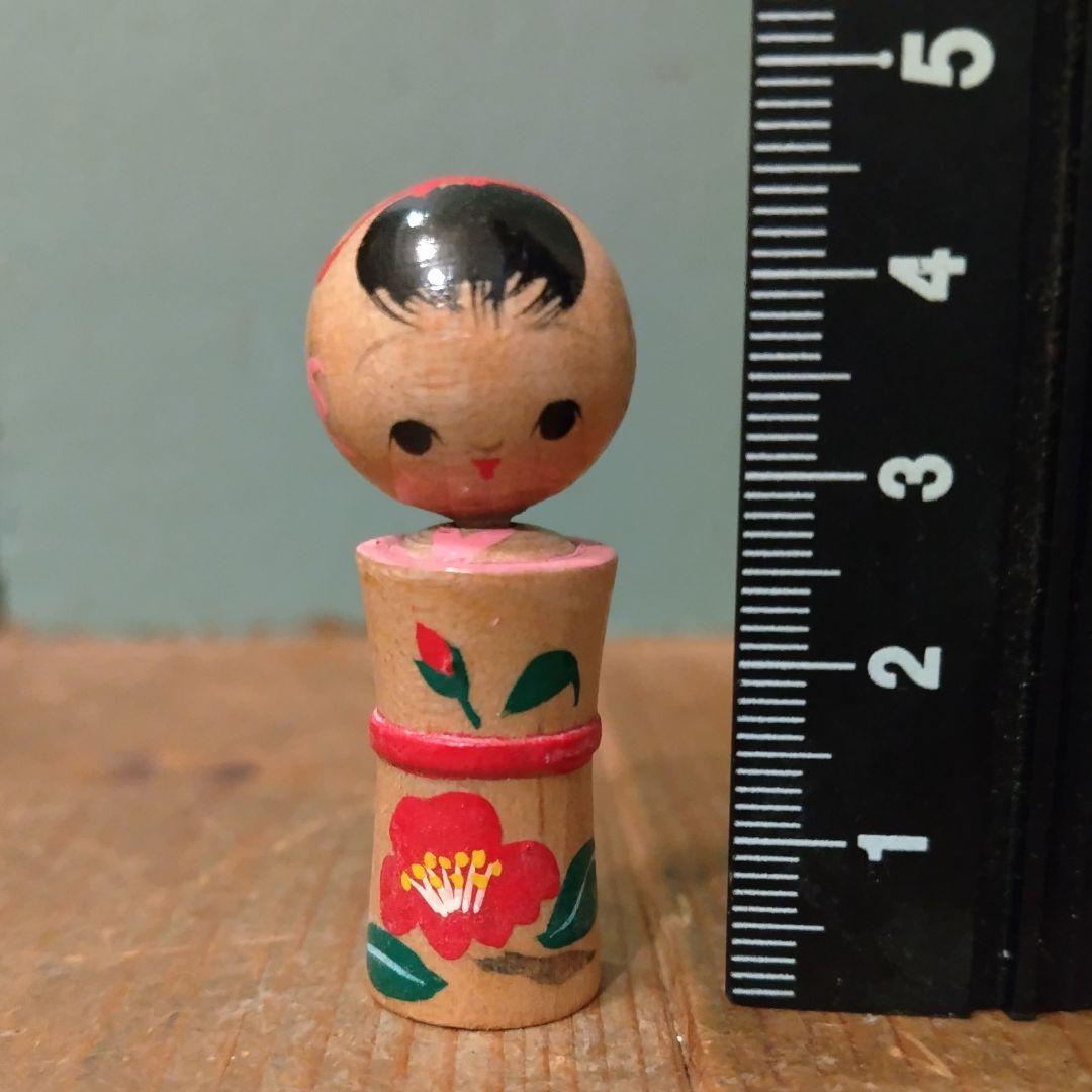 おまとめ専用出品　豆こけし　女の子　ミニチュア　昭和レトロ　郷土玩具　置物