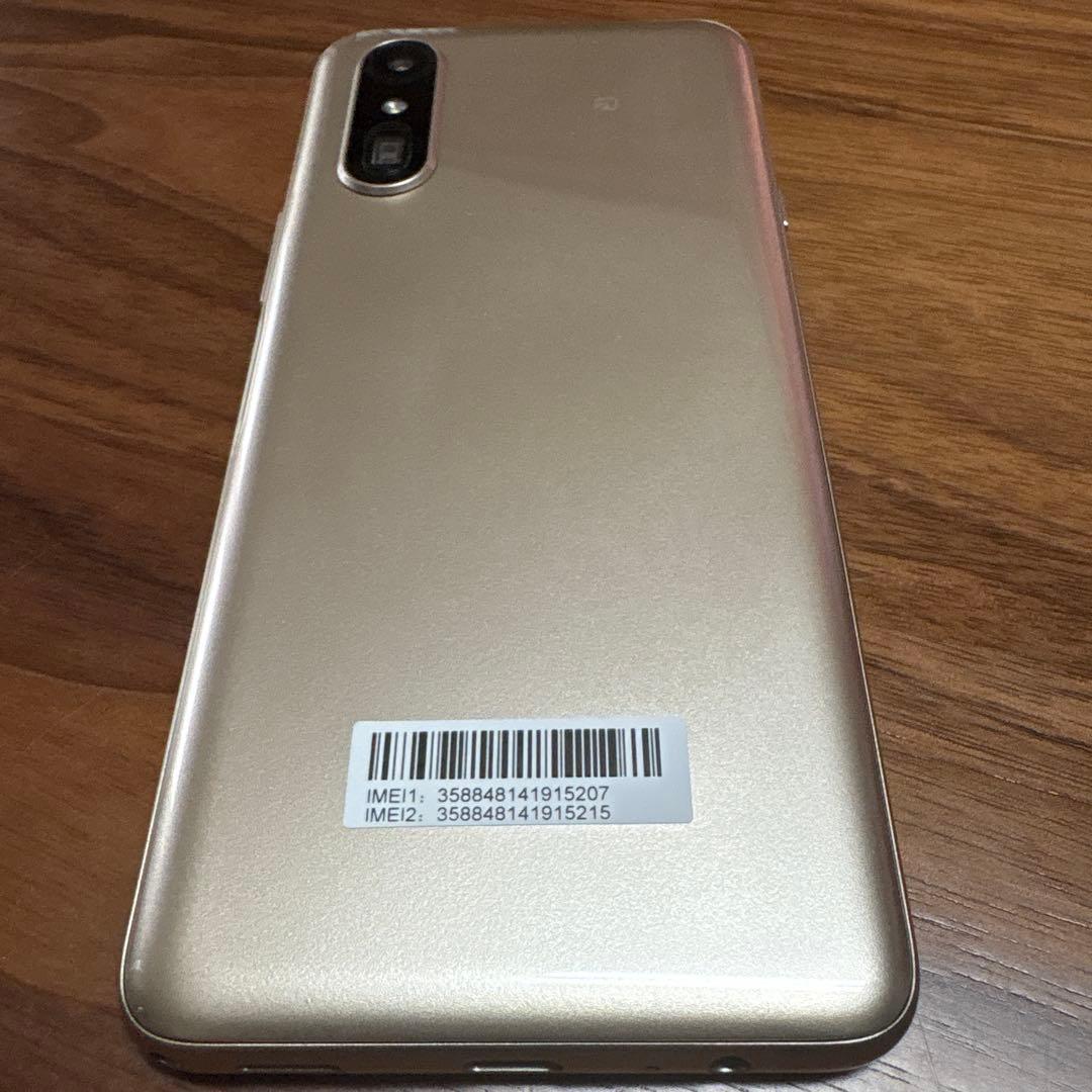 【美品】らくらくスマートフォン Lite MR01 ゴールド SIMフリー