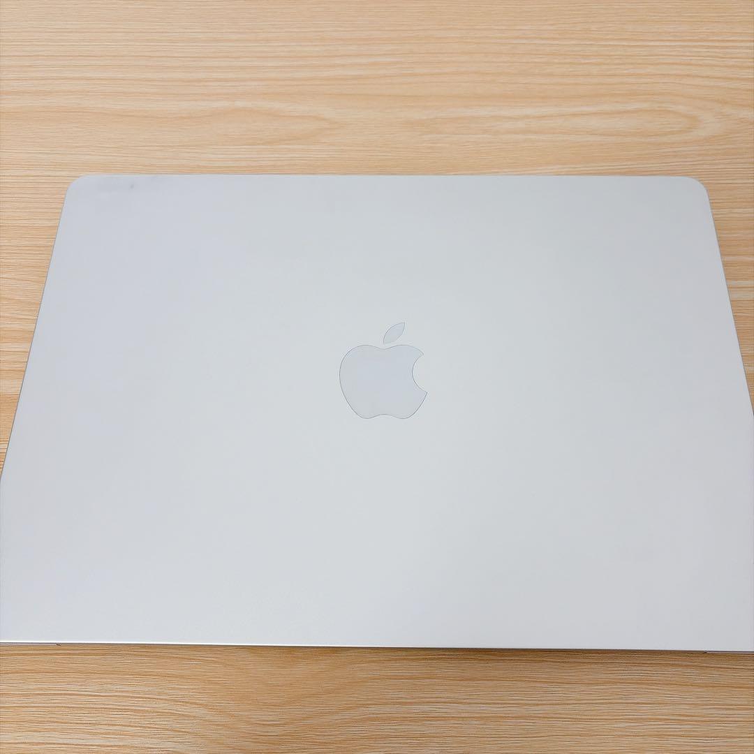 【h】MacBook Air 13.6-inch