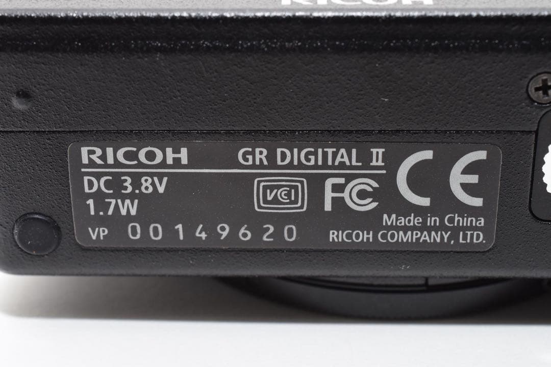 ショット数2000回以下　RICOH GR DIGITAL II