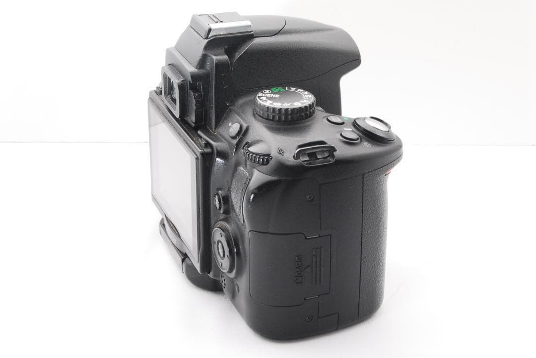 Nikon D5000 一眼レフカメラ シングルレンズ スマホ転送 ニコン