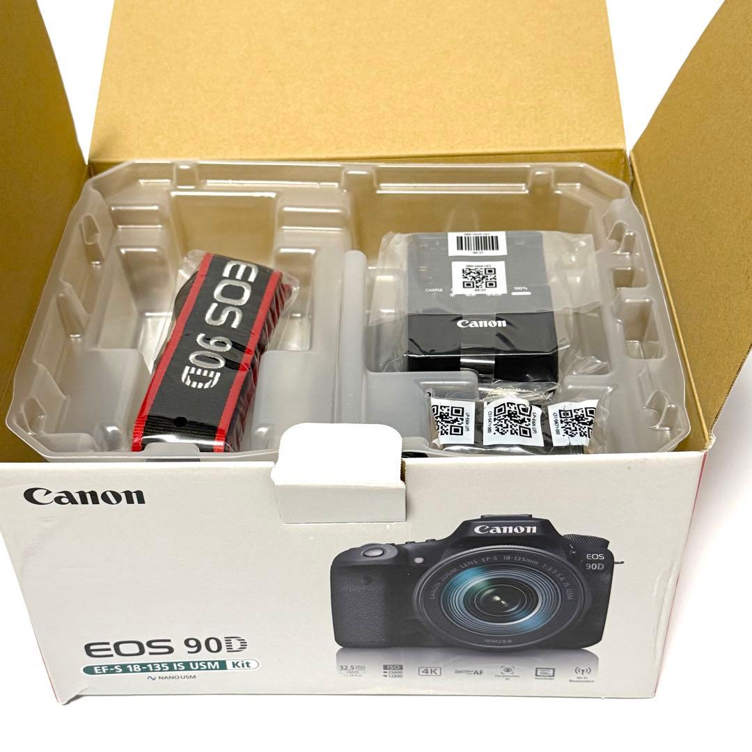 【新品級・未使用品？】Canon EOS 90D レンズキット デジタル一眼レフ