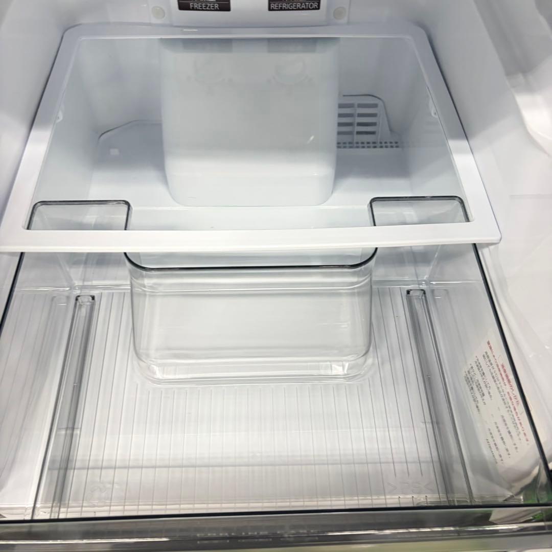 853 三菱　2025年製　冷蔵庫　100L〜200L 小型　一人暮らし　右開き