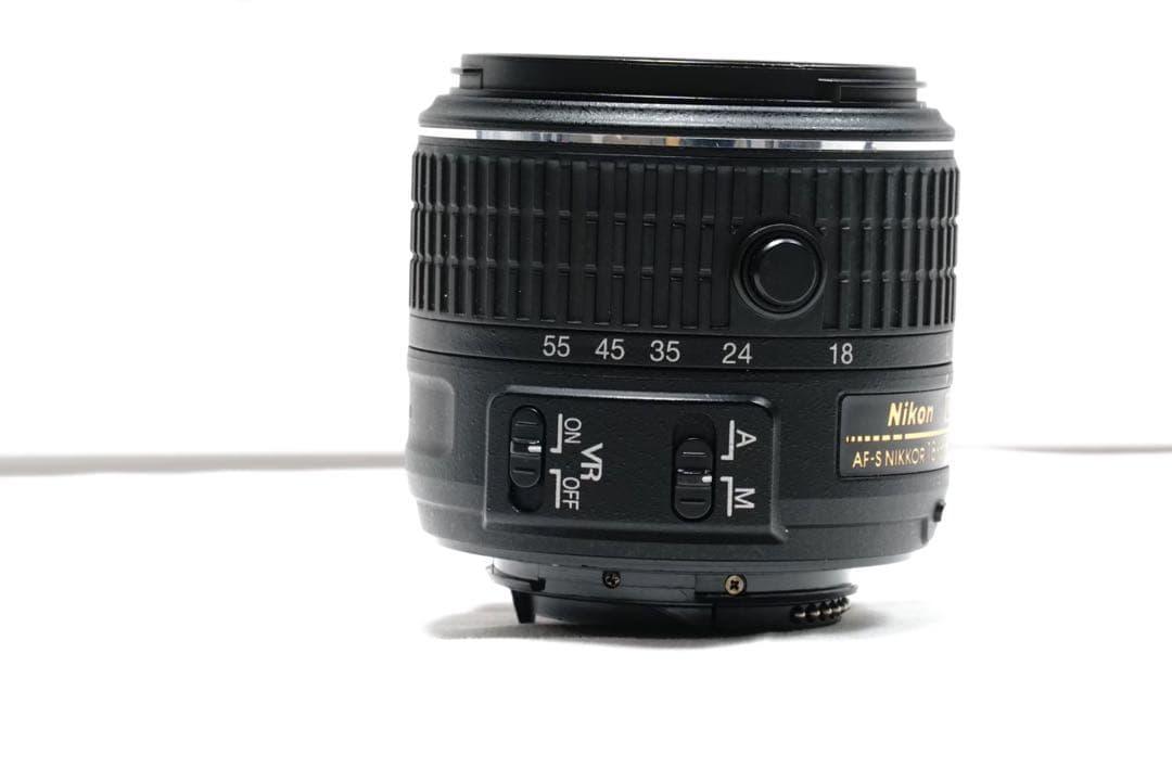 美品 Nikon D5500 レンズキット Wi-Fi搭載 スマホ転送