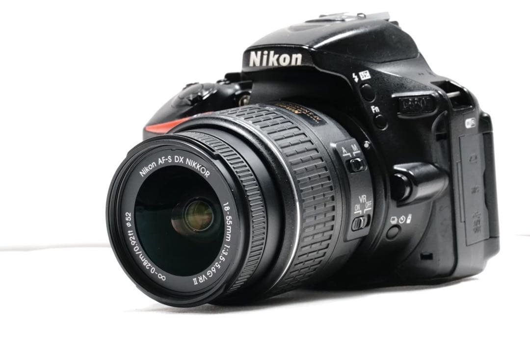 美品 Nikon D5500 レンズキット Wi-Fi搭載 スマホ転送