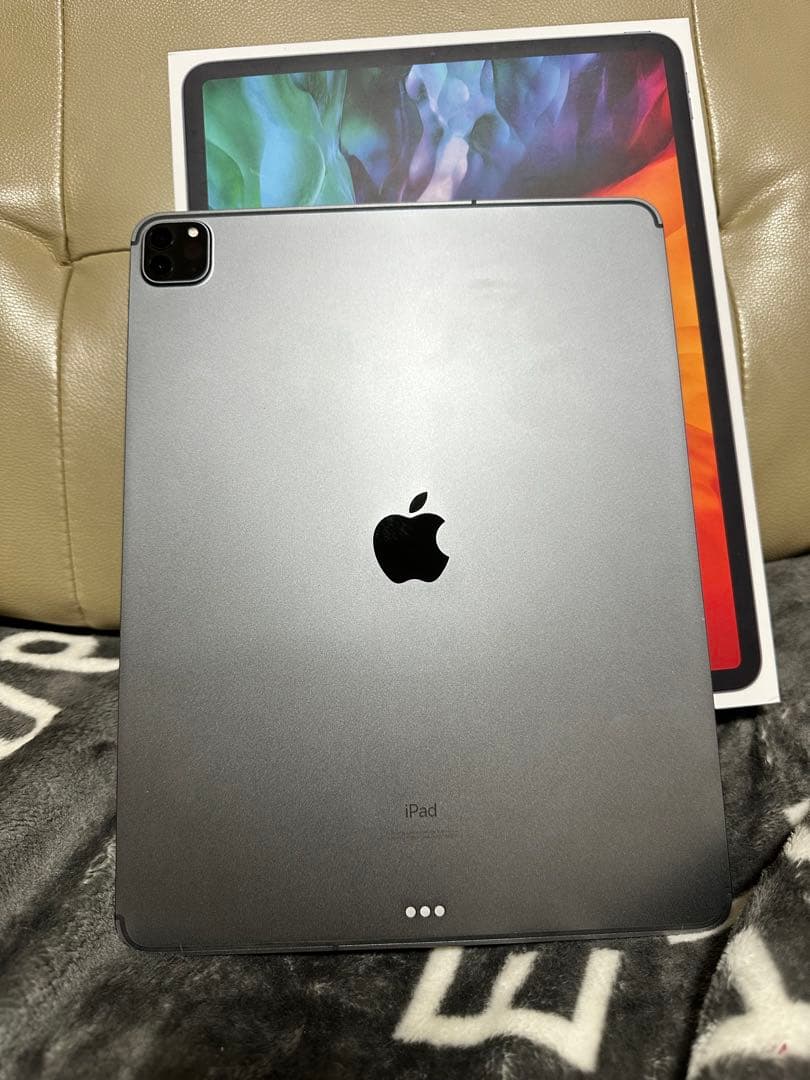 iPad Pro 12.9インチ（第4世代）スペースグレイ　512GB WiFi