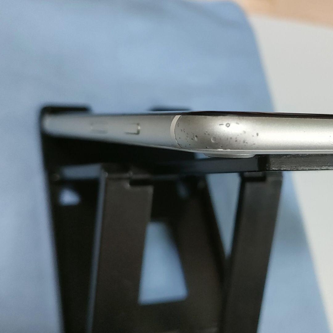 iPhone SE2 64GB SIMロックなし