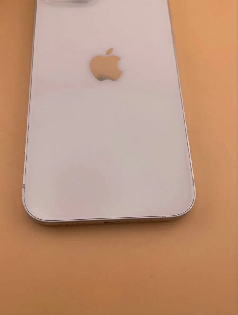 iPhone 14 128GB SIMフリー スターライト　バッテリー100%