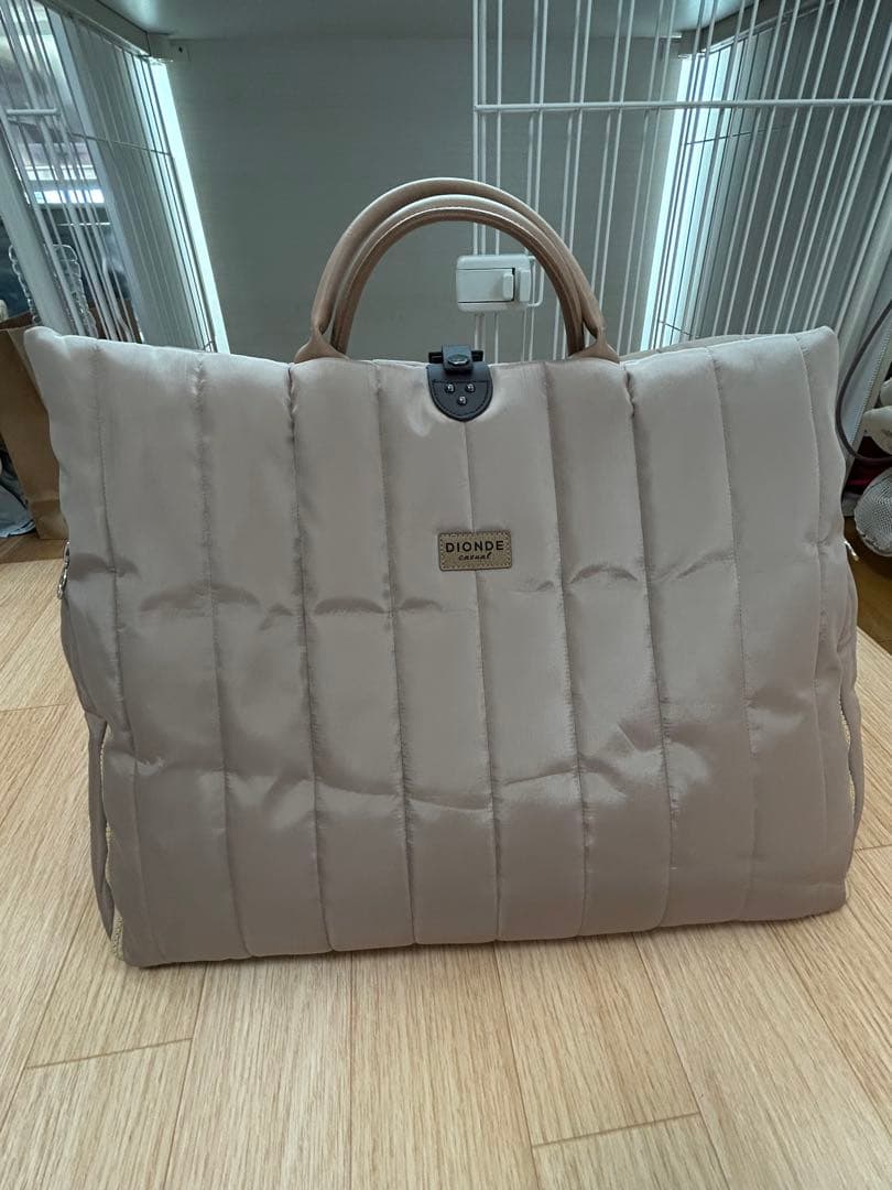 【超美品】犬猫 キャリーバッグ Topper bag ベージュ ベッド