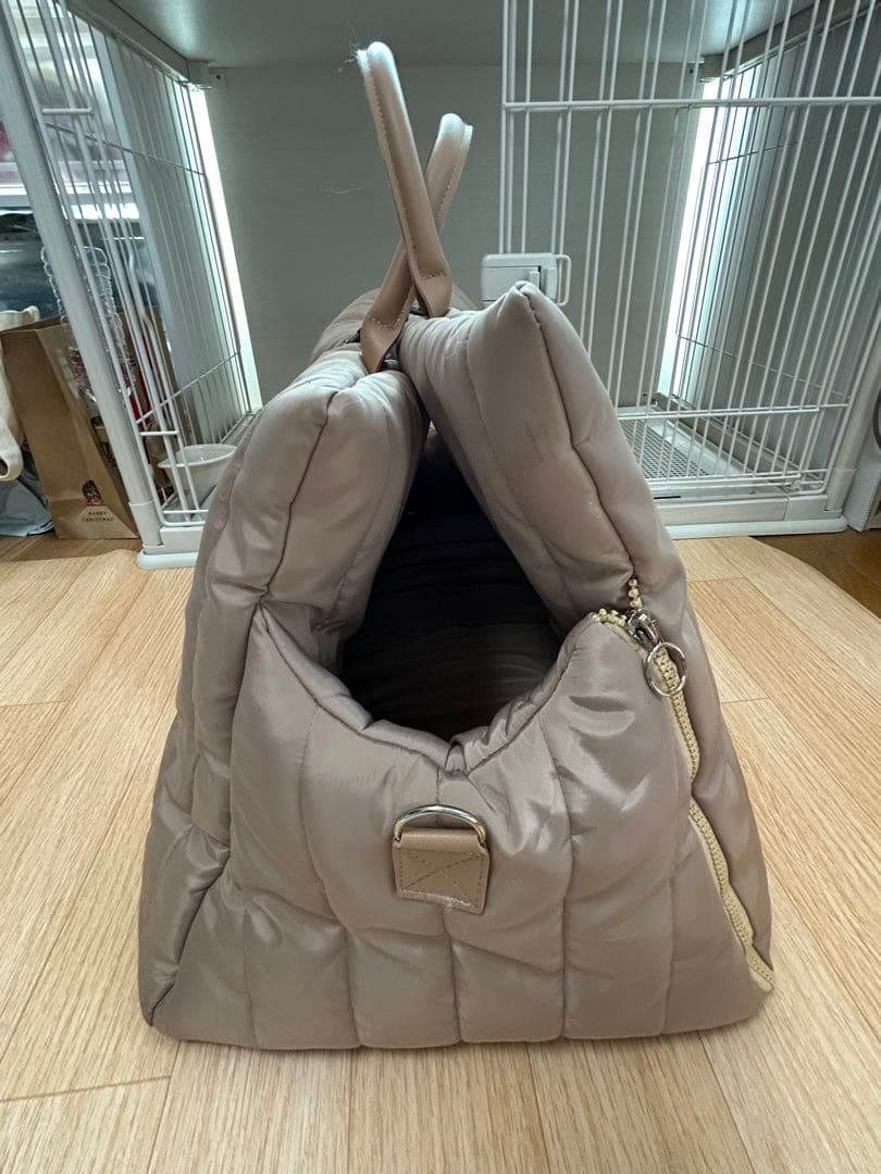 【超美品】犬猫 キャリーバッグ Topper bag ベージュ ベッド