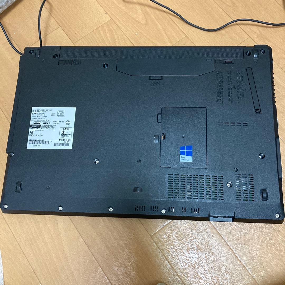 LIFEBOOK A574/M④Win10proメモリ4GB HDD320GB