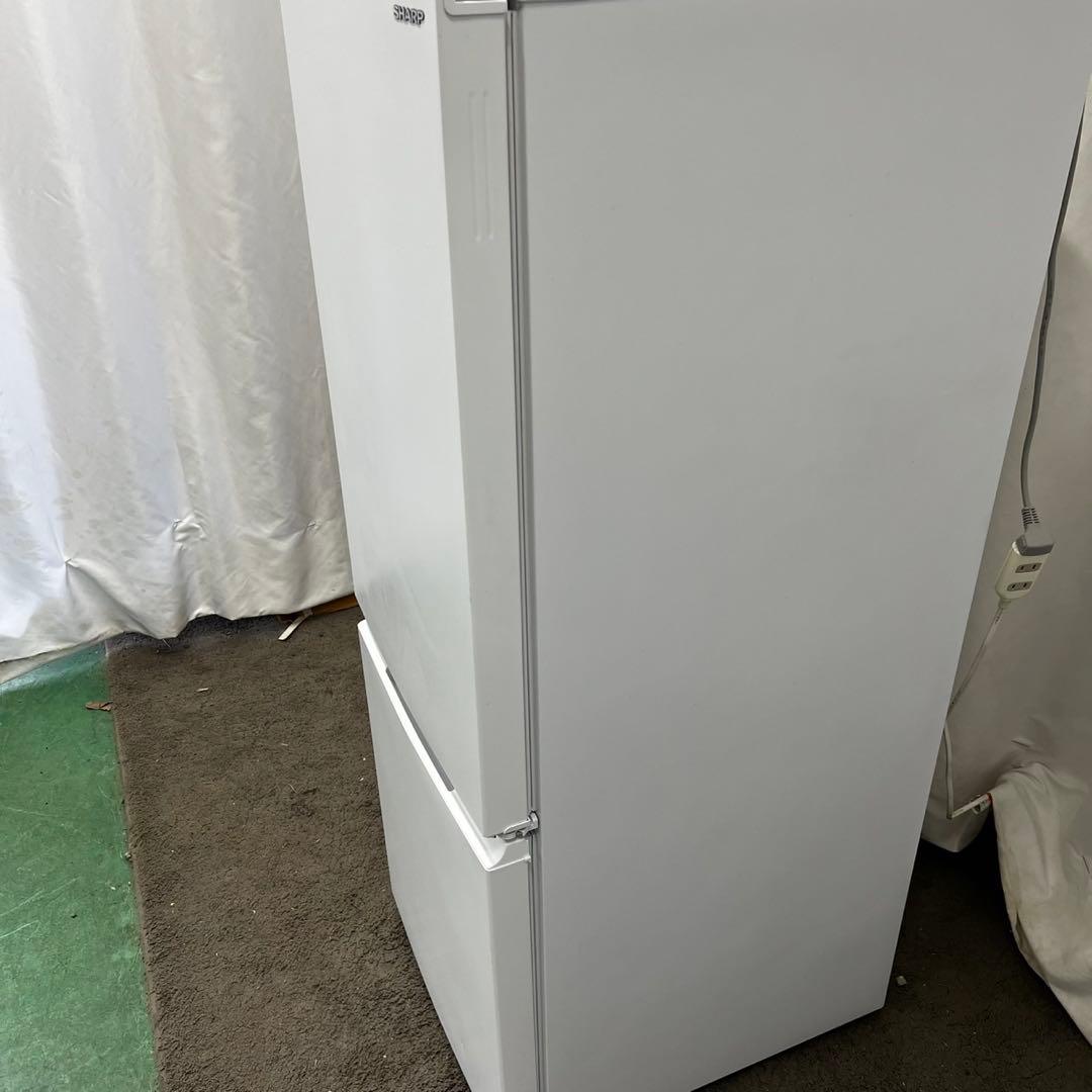 178 冷蔵庫　大きめシャープ　一人暮らし　安い　綺麗　人気　おすすめ　設置無料