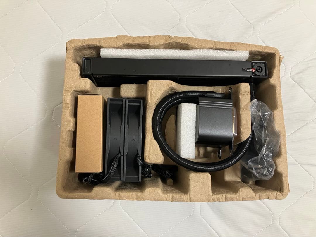【即日発送】DeepCool LS520 SE 240mm 簡易水冷クーラー