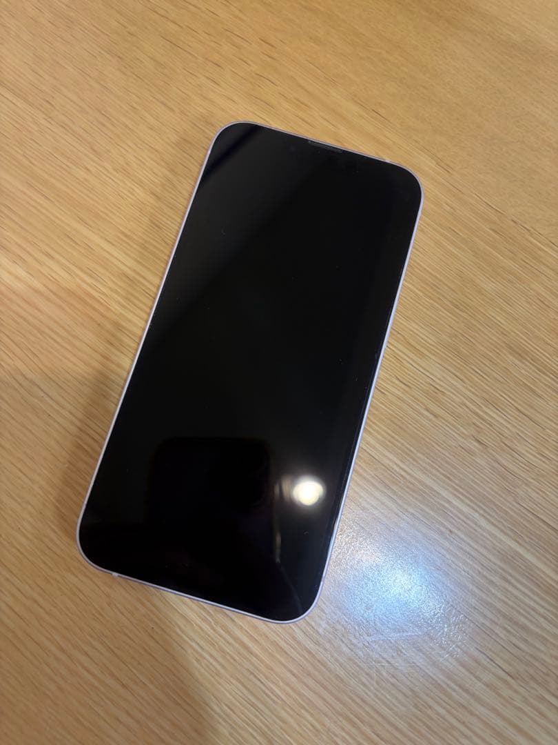 iPhone 13 256G ピンク 本体 美品 充電器付き