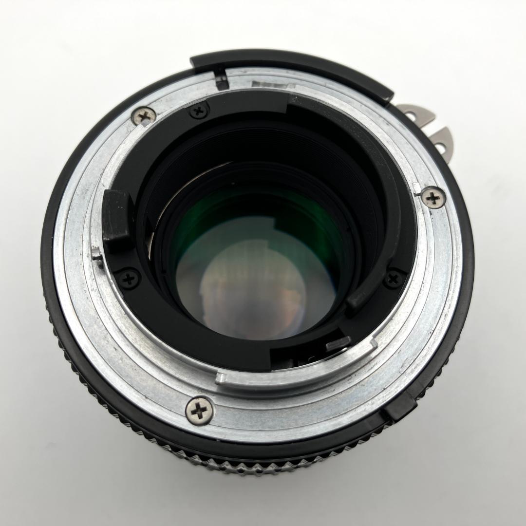 美品 Nikon Ai-S NIKKOR 85mm F2 単焦点レンズ