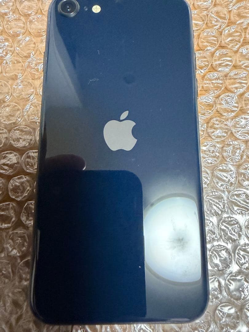 Apple iPhone SE (第3世代) ブラック 本体
