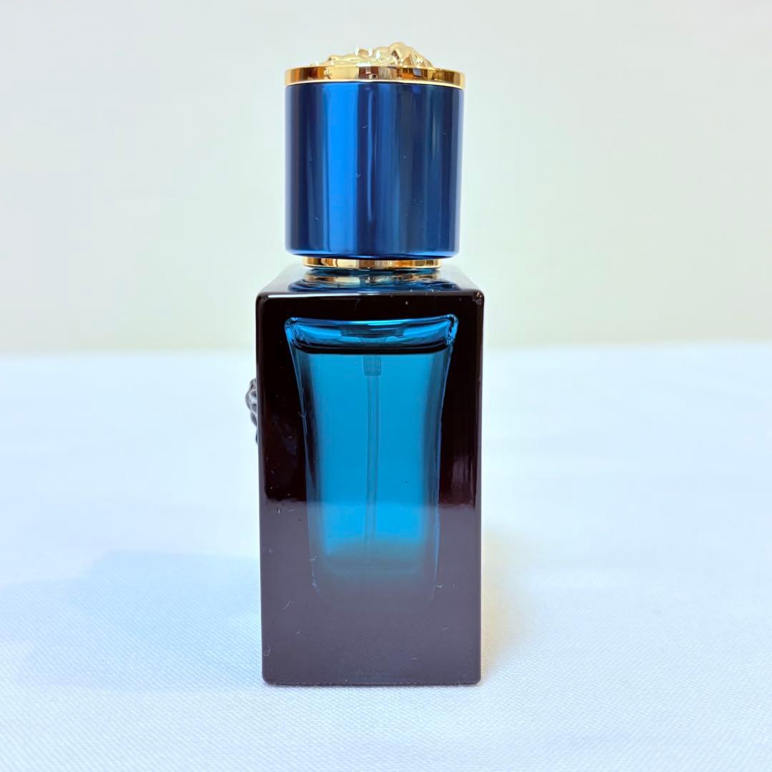 新品Versace EROS ヴェルサーチ　エロス　オードトワレ　香水　30ml