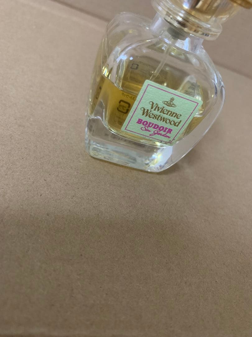 箱なし　ヴィヴィアン 香水　ブドワールシンガーデン　オーデパルファム　30ml