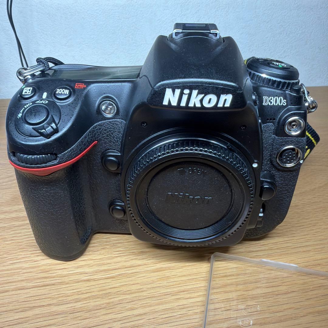 【美品】Nikon D300s デジタル一眼レフカメラ　動画対応
