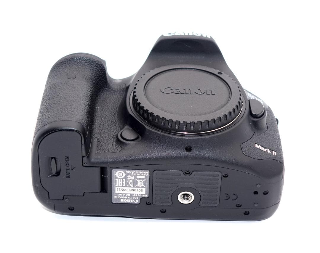 新品同様 キャノン Canon EOS 7D mark 2 ボディ 使用頻度少