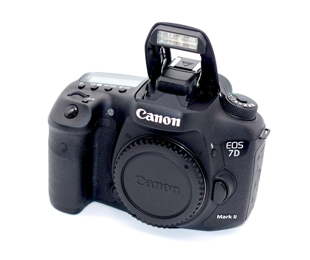 新品同様 キャノン Canon EOS 7D mark 2 ボディ 使用頻度少