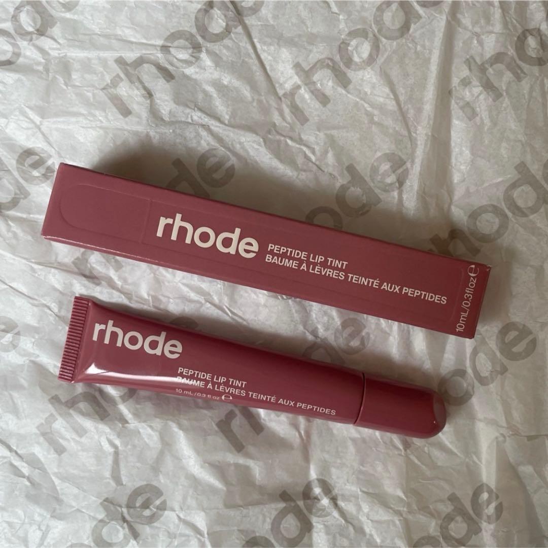 リップグロス rhode skin peptide lip tint salty tan