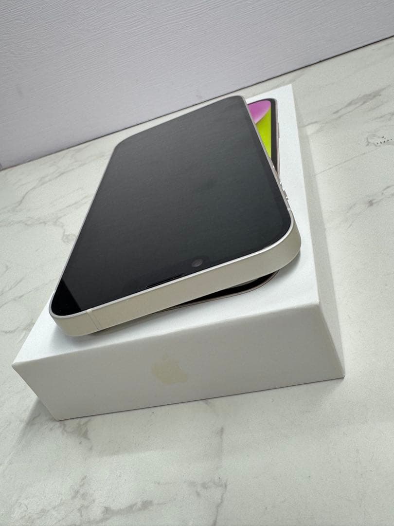 美品　iPhone 14 Plus 128GB MQ4D3J/A SIMフリー