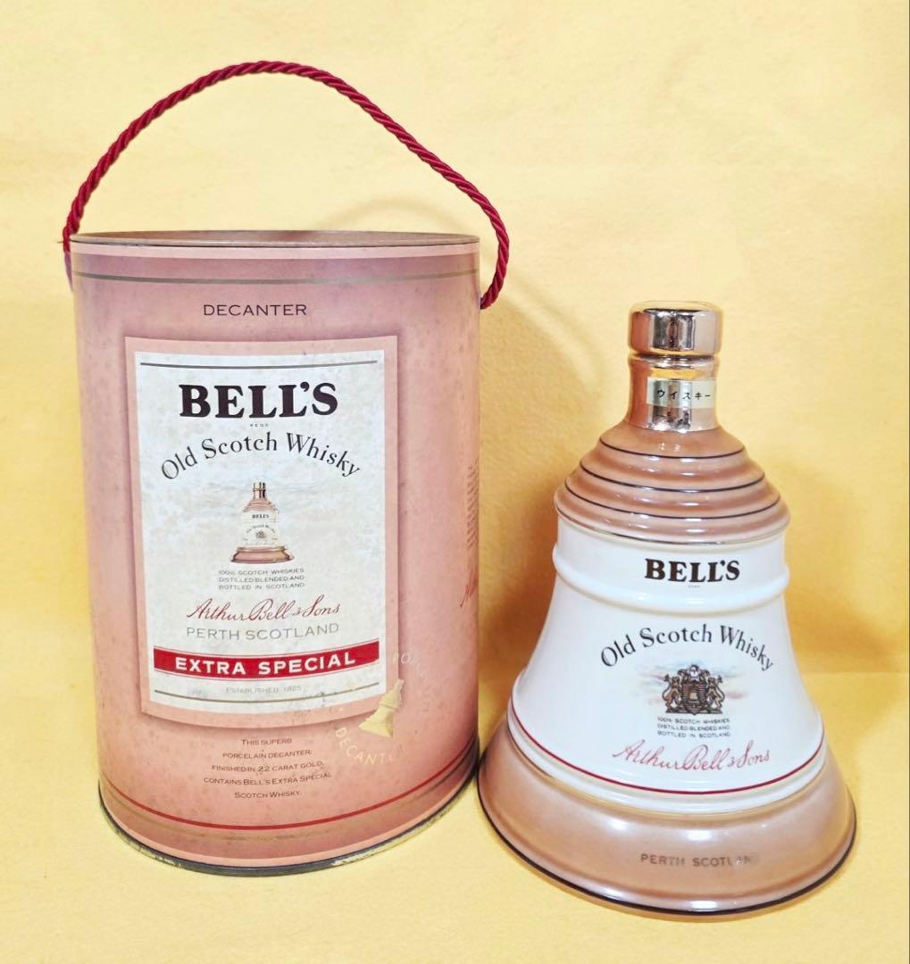 70年代ベルズ新品bellsオールドスコッチウイスキー箱付きベル型陶器デキャンタ