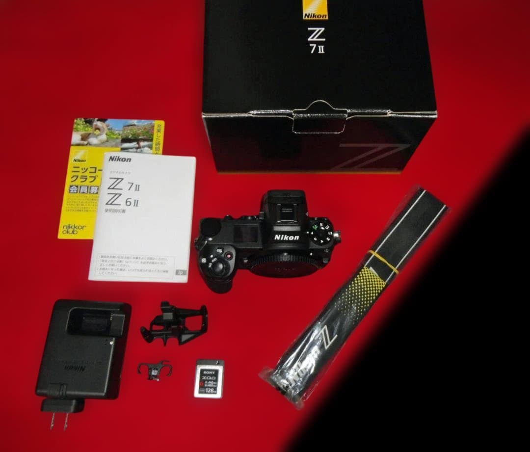 NikonZ7Ⅱ　ショット数６７３７　完動美品　中古