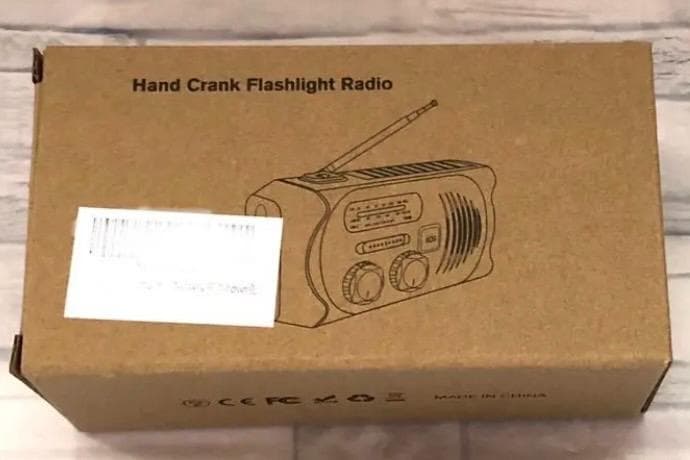 ❤ソーラー充電＆手回し充電もOKで停電災害時も大役立ち♪❤防災推薦ラジオ