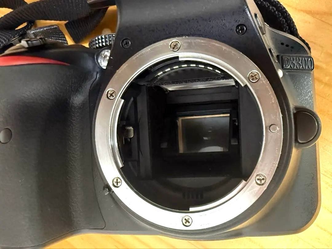 ニコン D3300&AF NIKKOR 70-300mm f/4-5.6 G美品