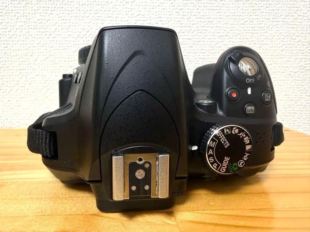 ニコン D3300&AF NIKKOR 70-300mm f/4-5.6 G美品