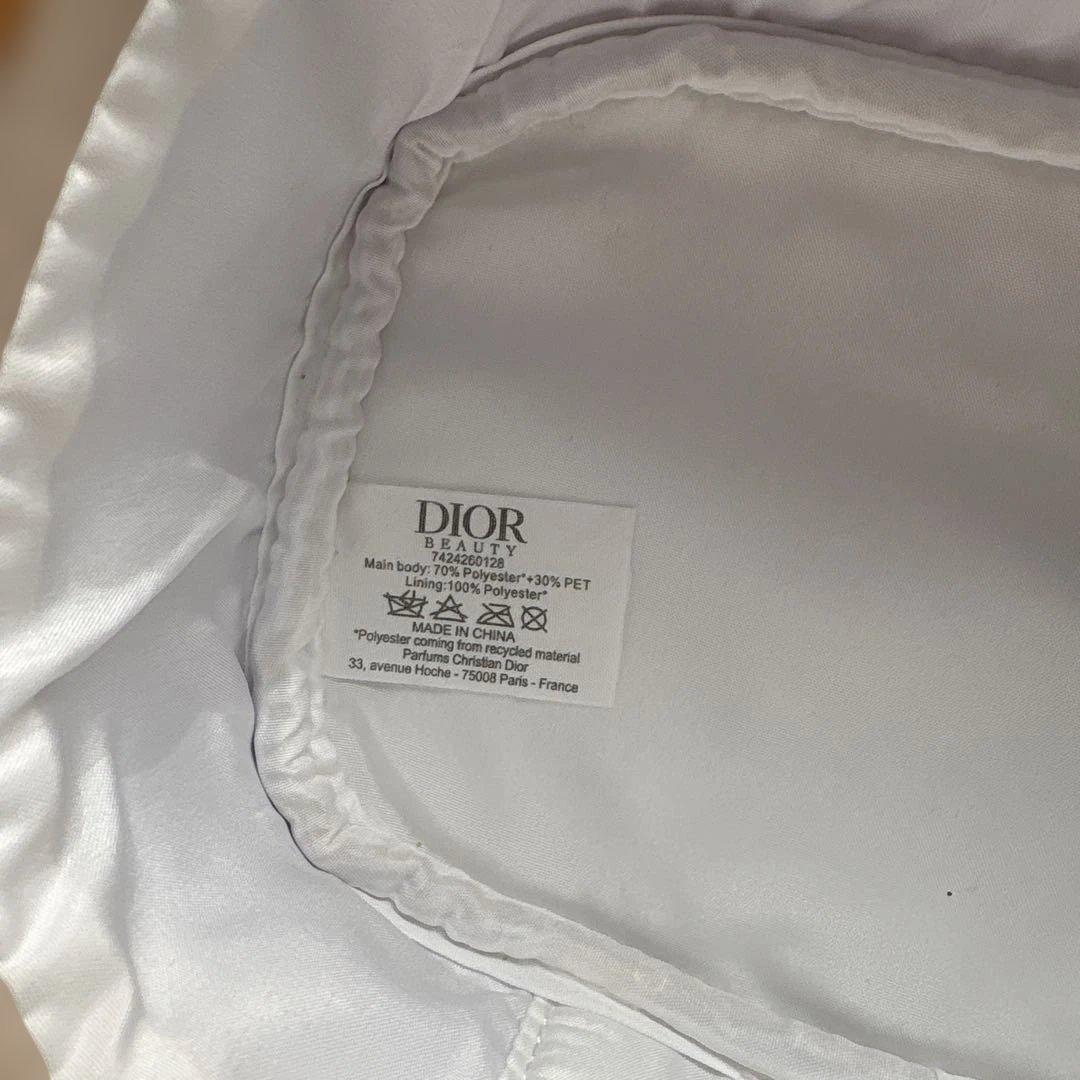 DIOR ホリデーオファー2025