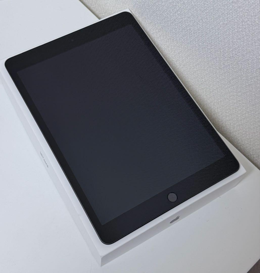 iPad 第9世代　64GB Wi-Fi+Cellularモデル　バッテリー良好