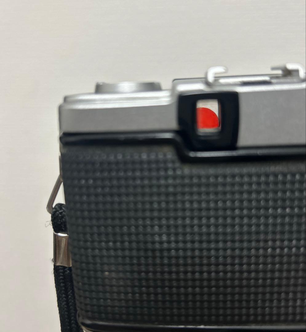 OLYMPUS PEN EE-3 ストラップ付き