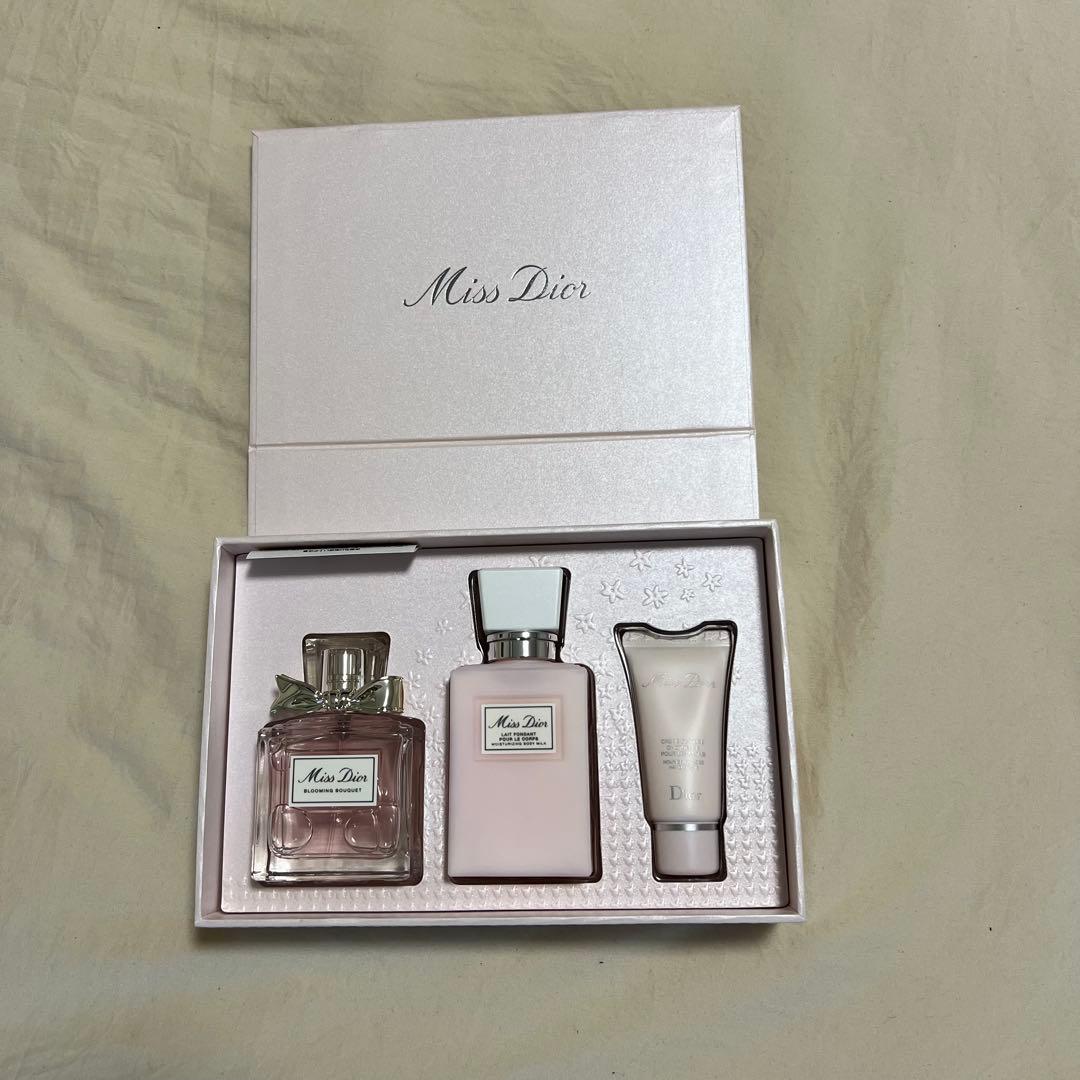 Miss Dior Blooming Bouquet 3Pセット