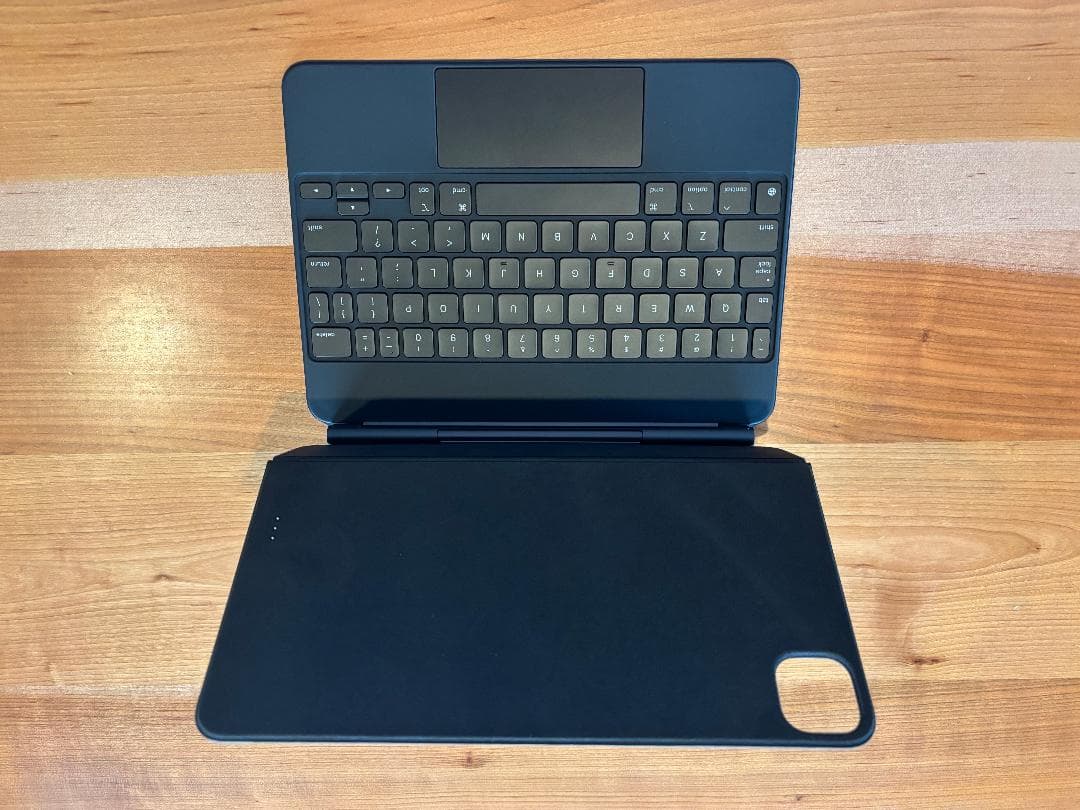iPad Pro 11 M2 Keyboard Pencil Folio セット