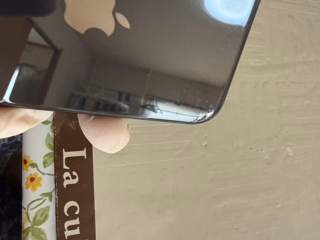 Apple iPhone XS スペースグレー 本体　256GB