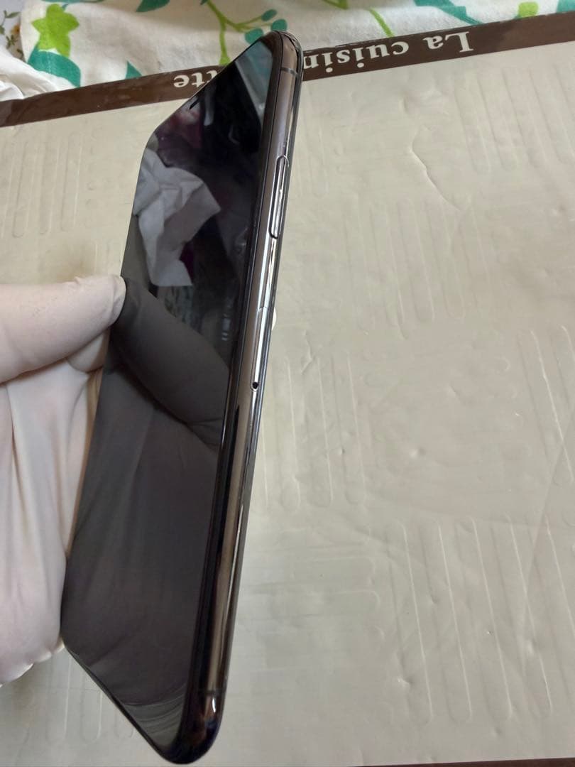 Apple iPhone XS スペースグレー 本体　256GB
