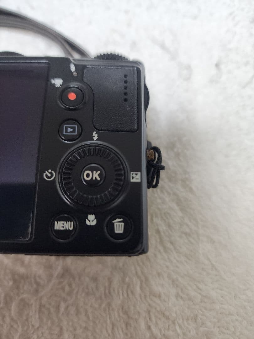 t*︎様 ニコン　coolpix　p300　中古　動作確認済　Nikon　デジカ