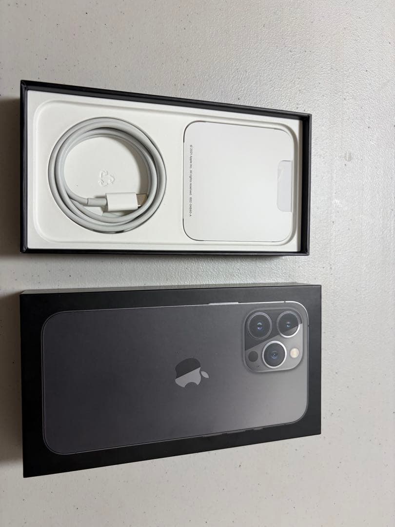 Apple iPhone 13 Pro グラファイト本体