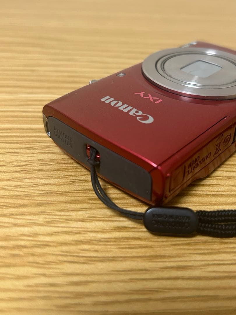 Canon キャノン IXY 200 レッド イクシー デジタル カメラ　中古