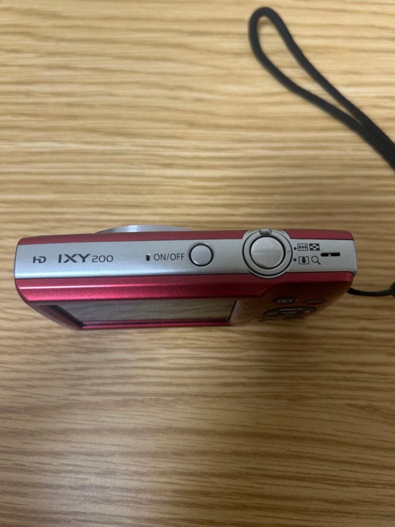 Canon キャノン IXY 200 レッド イクシー デジタル カメラ　中古