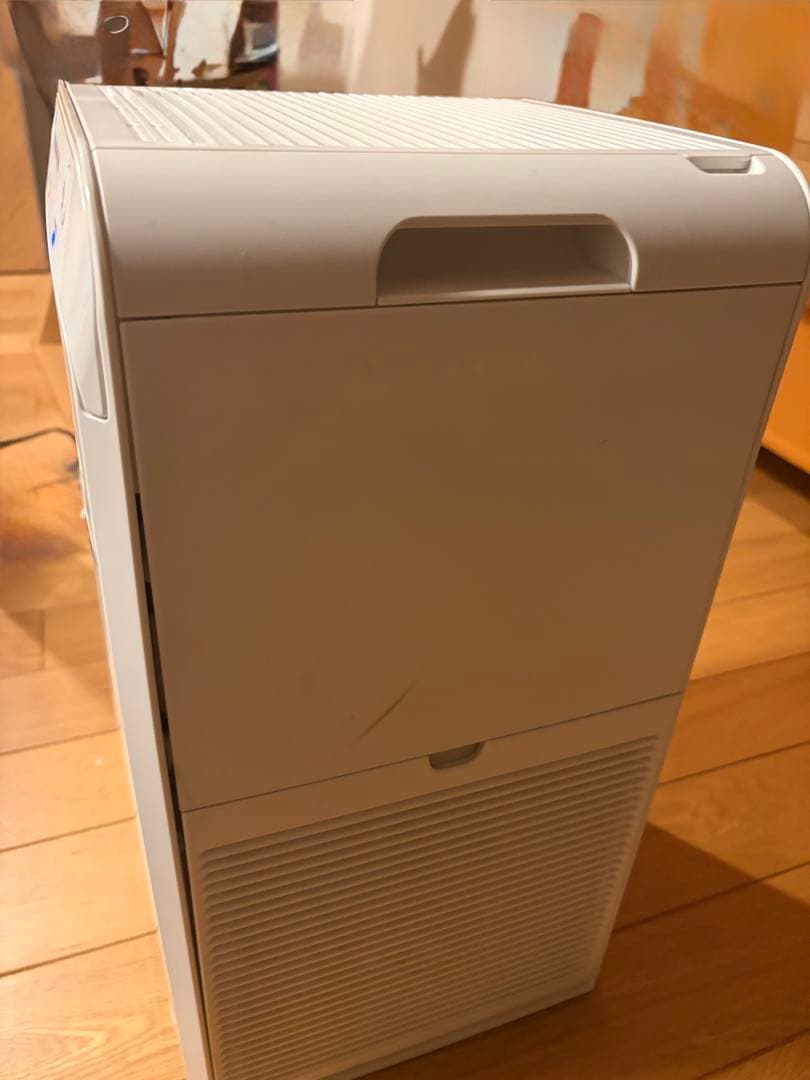 美品　ダイキン　ストリーマ　空気清浄機 ホワイト　2024年製