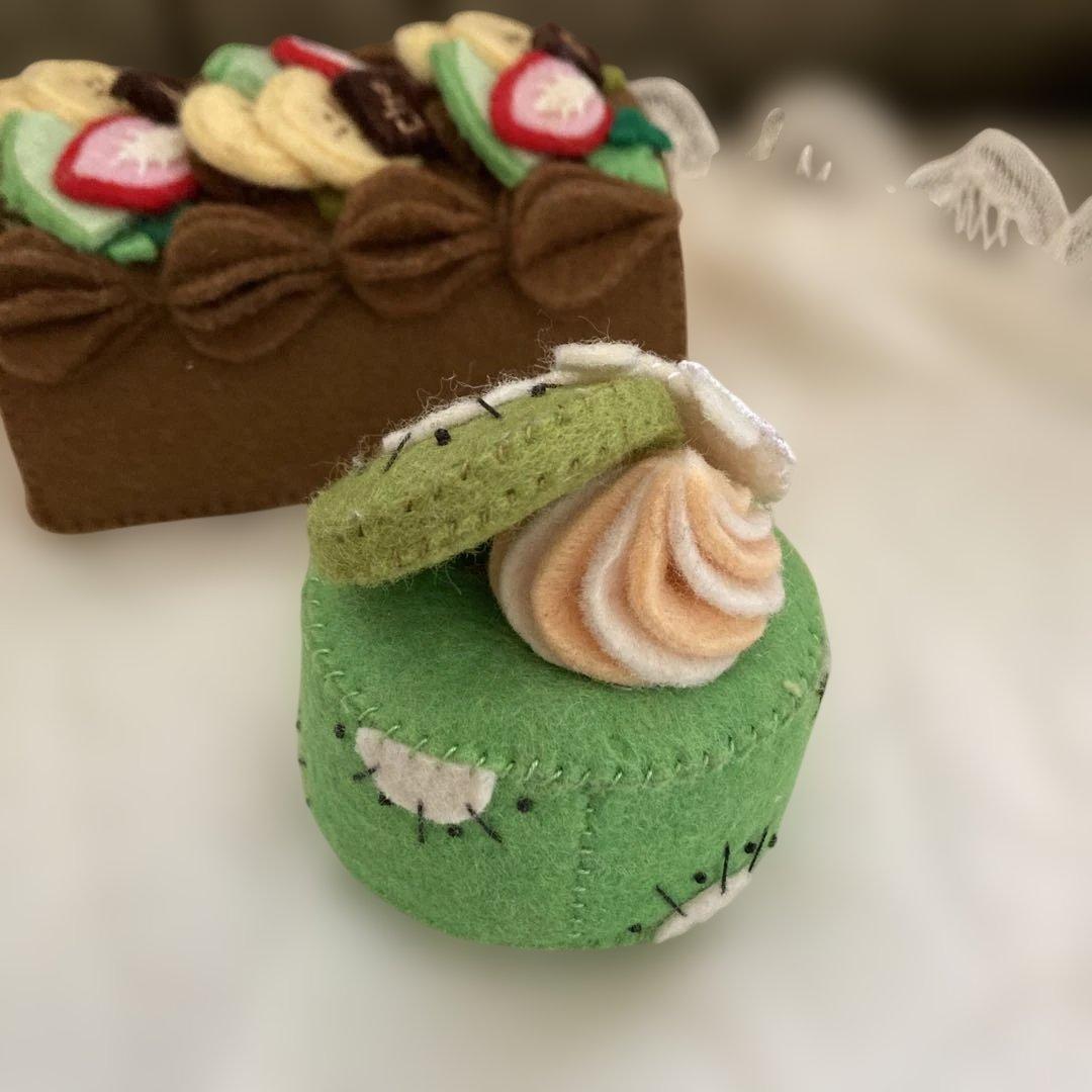 コケッツ　フェルトケーキ
