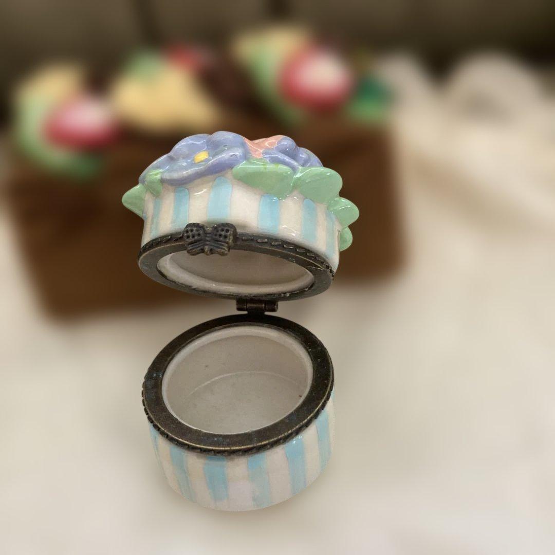 コケッツ　フェルトケーキ