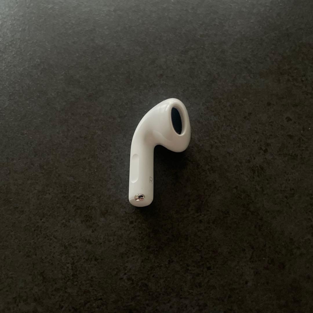 【超美品】Apple AirPods イヤホン 右耳用 ノイズキャンセリング付き